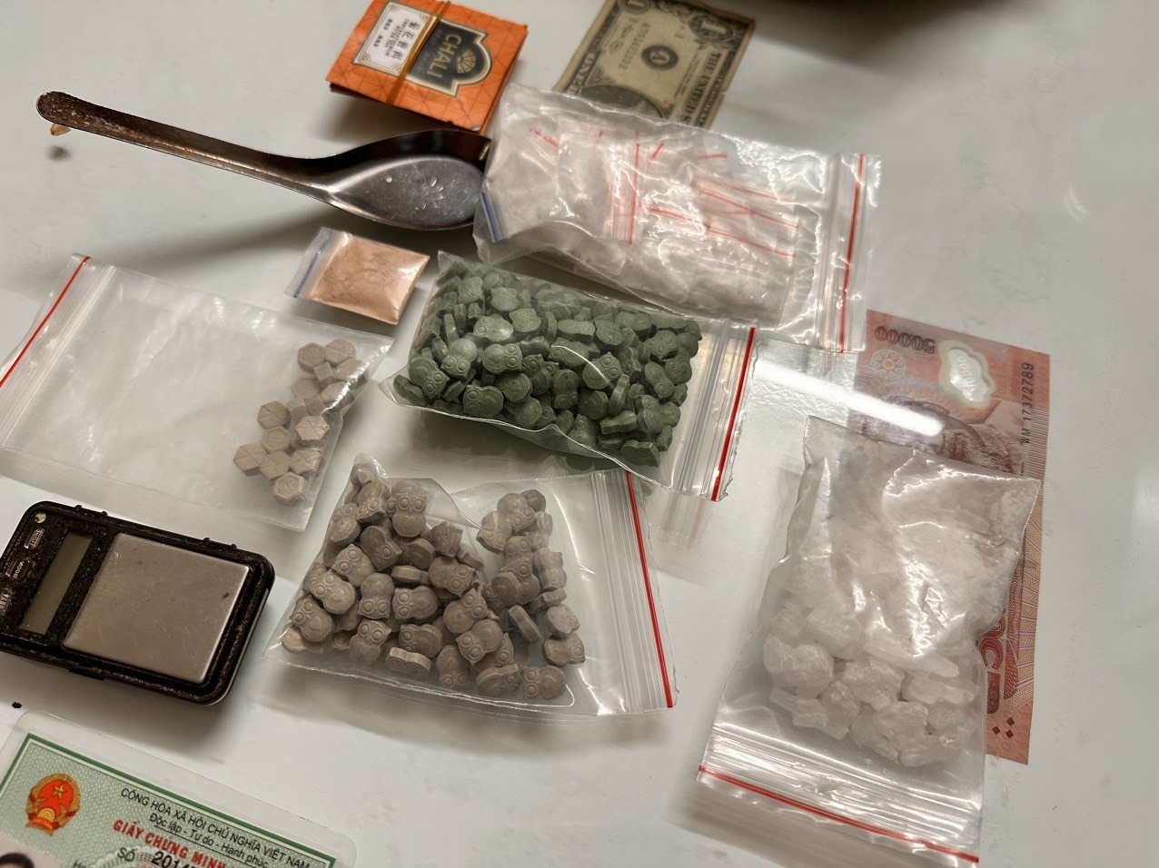 Cần Sa Tổng Hợp: Mua Ngay, Giao Trong 24h